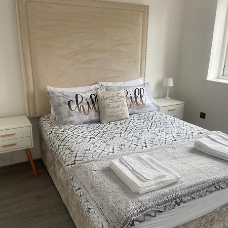 Grays Serviced Apartment Stifford Ngoại thất bức ảnh